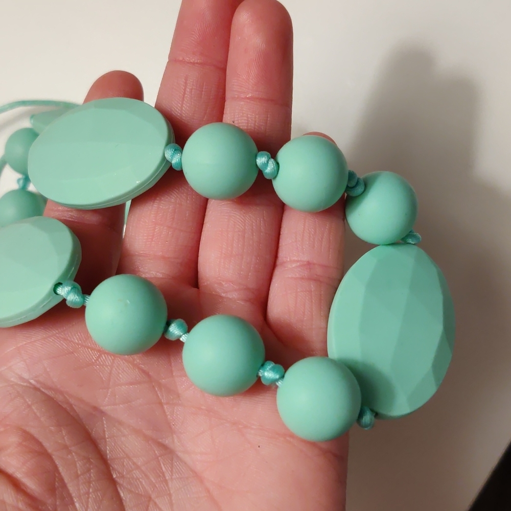 Goobie Baby Audrey Teething necklace - Mint